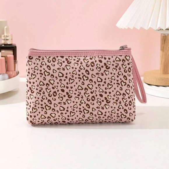 Light Pink Heart Leopard Print Cosmetic Bag With Handle - Picture 2 of 5